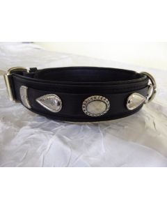 Maul Lederhalsband mit Zierbeschlägen schwarz, 65cm/40mm